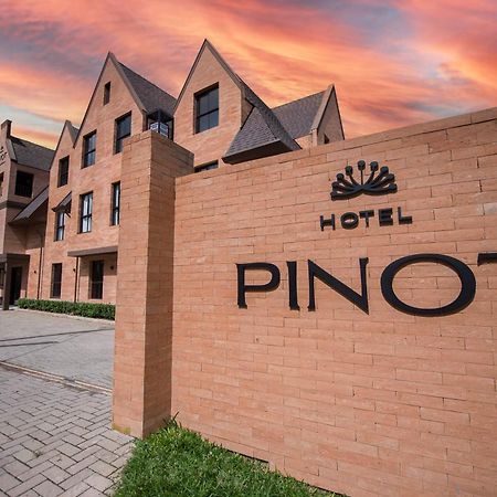 Pinot Hotel Campos do Jordão Exterior foto
